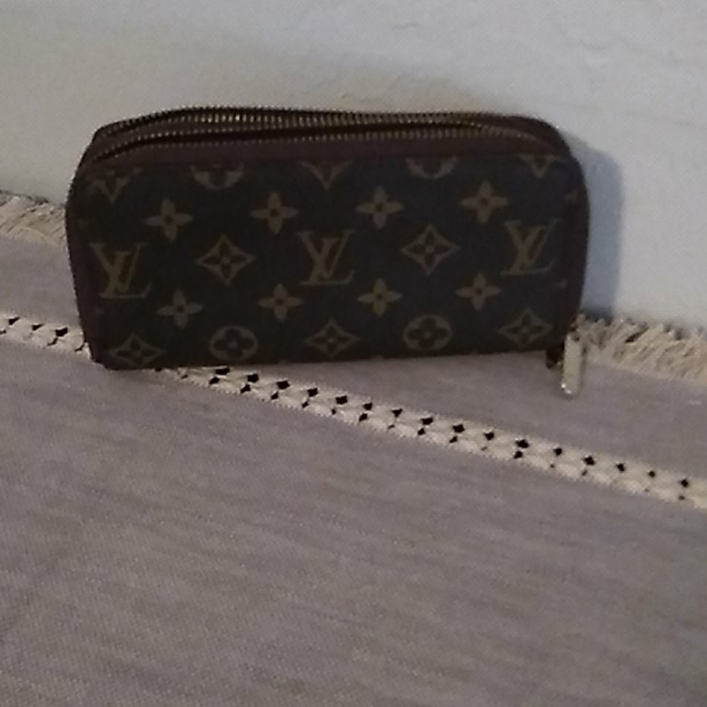 Large wallet